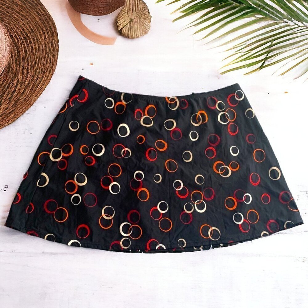 Miraclesuit Black and Circular design Swim Skirt Size Large